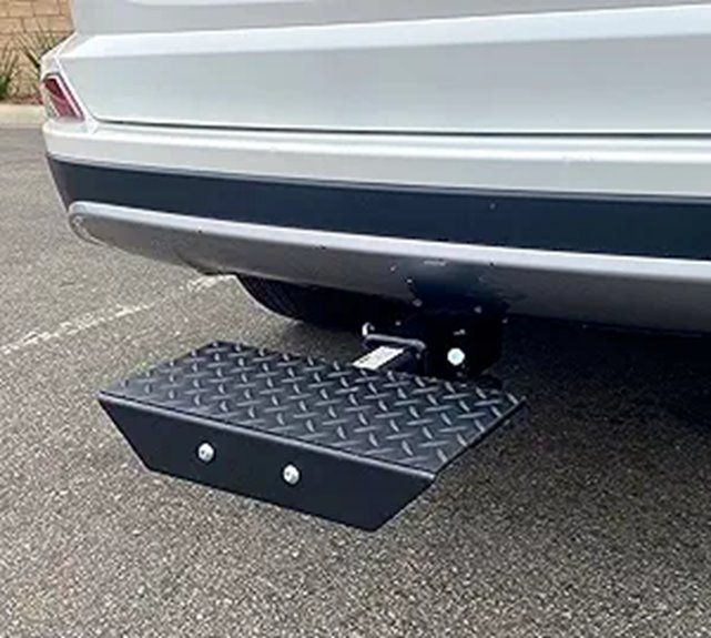 MaxxHaul Steel Hitch Step for 2-Inch Receiver